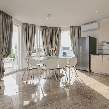 Boutique Tenerife Вілла Адехе